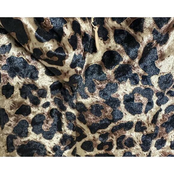 Lavish Alice Cold Shoulder Crush Velvet Cocktail Sheath Dress Sz 10 Leopard NWT - Picture 5 of 8